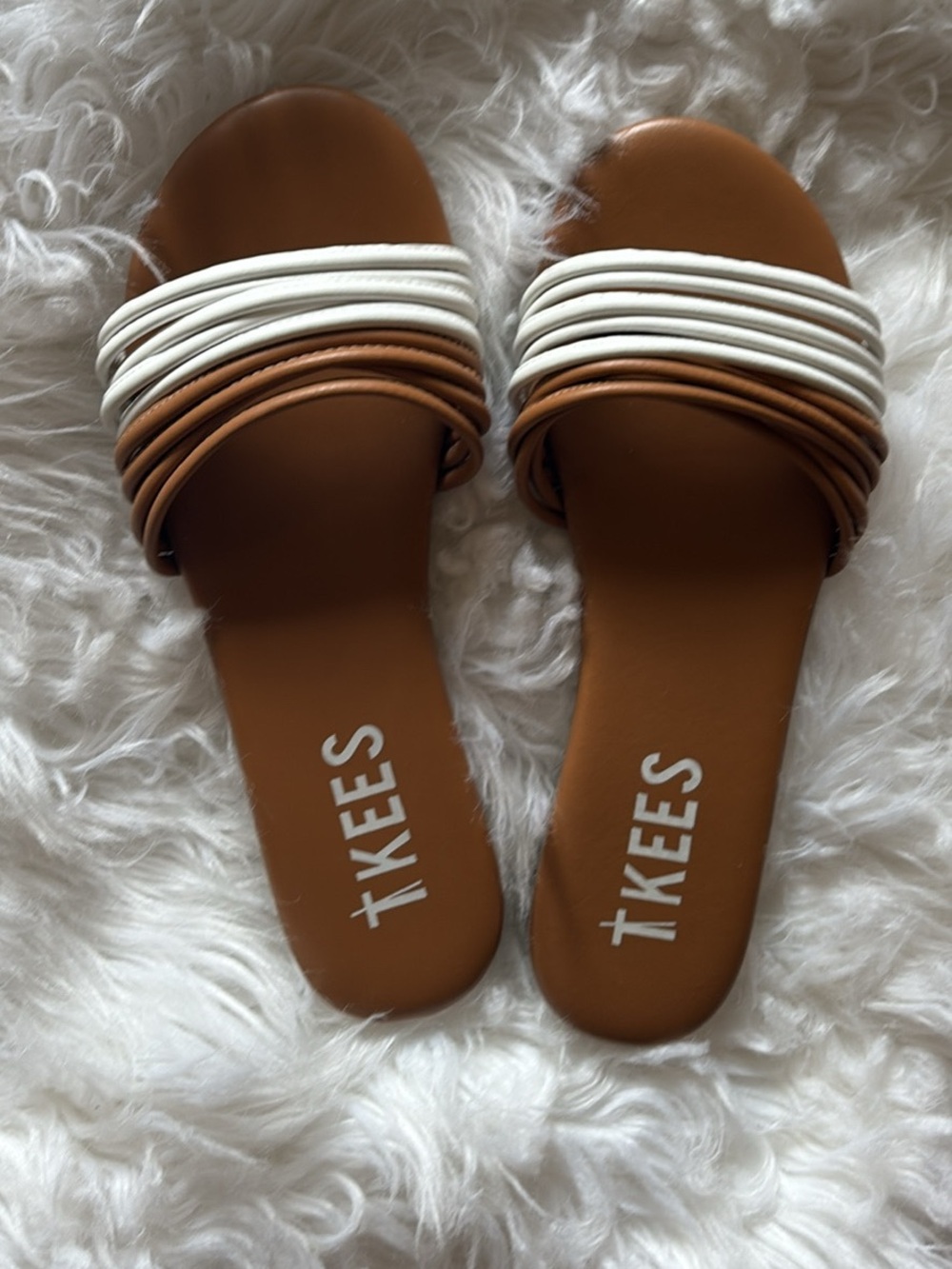 Tkees Women's Brown and White Slide Sandals. Size 7.